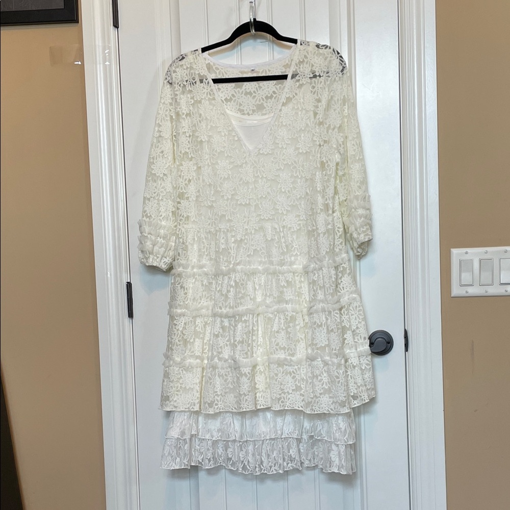 XL Angel Heart Boutique Lace Tiered V-Neck Women's Top - Dress
NWT - Picture 13 of 15